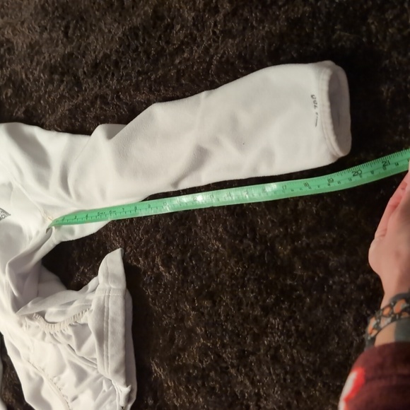 The North Face Women's White Hoodie - Picture 11 of 12